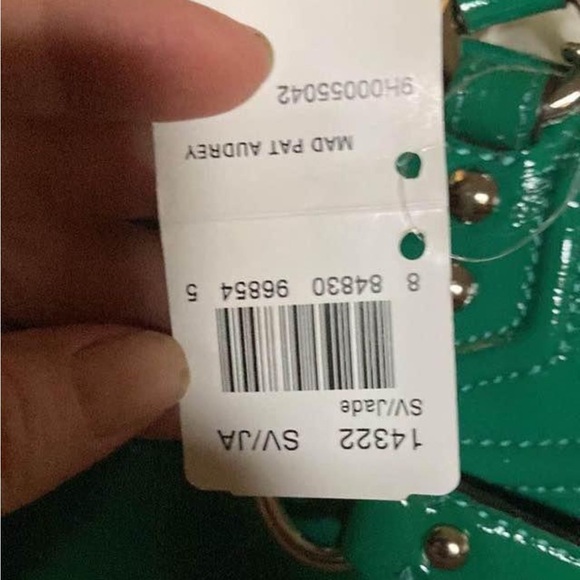 Coach Emerald Green Patent Leather Shoulder Bag - Picture 4 of 12